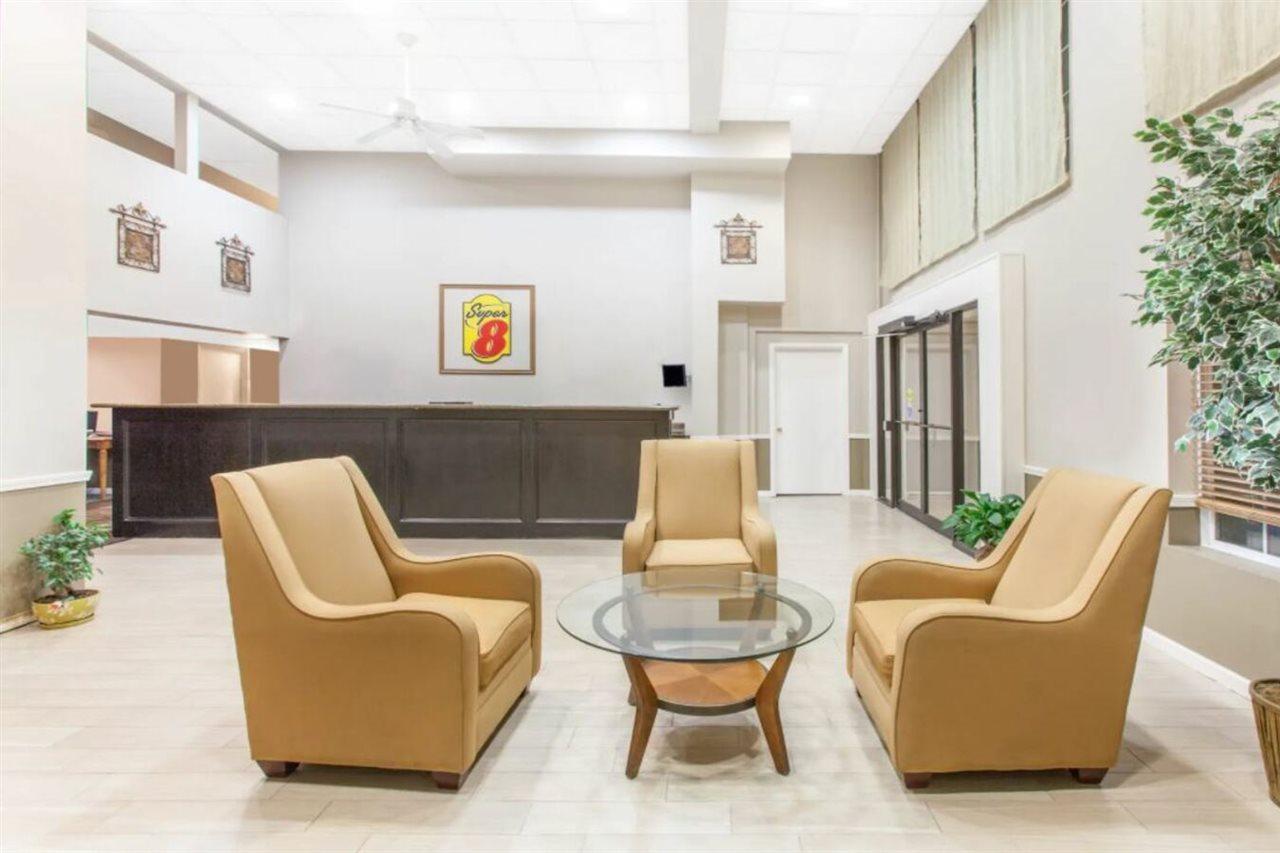 Super 8 By Wyndham Oklahoma City Esterno foto