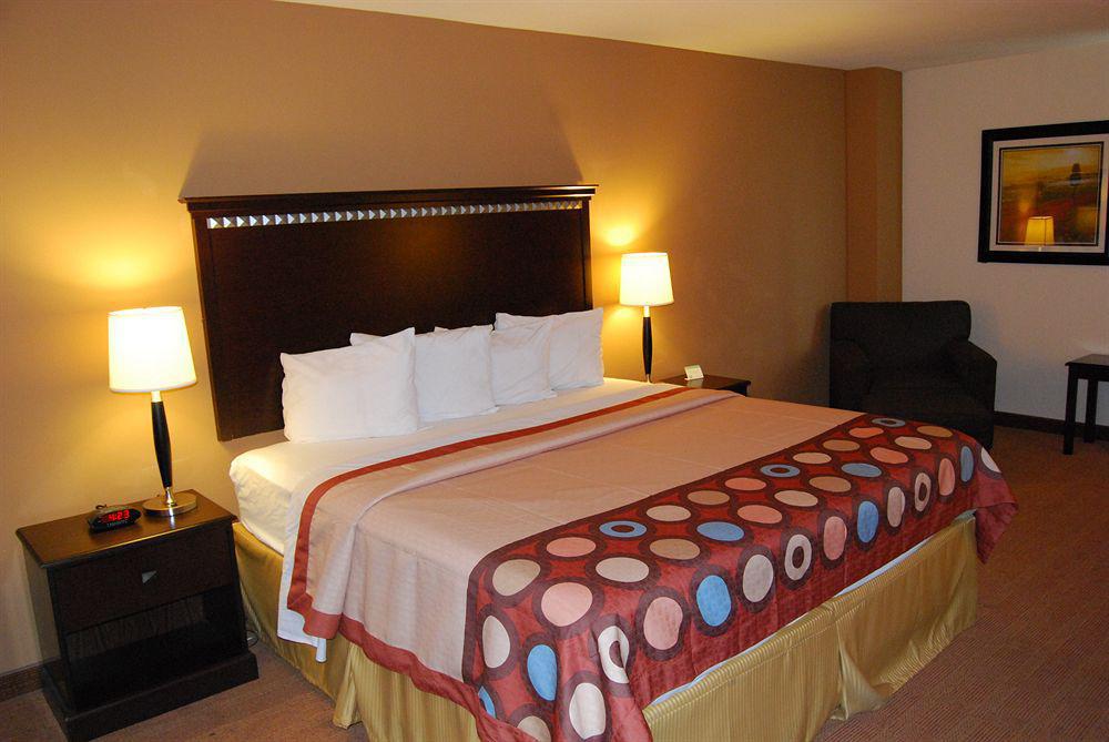 Super 8 By Wyndham Oklahoma City Esterno foto